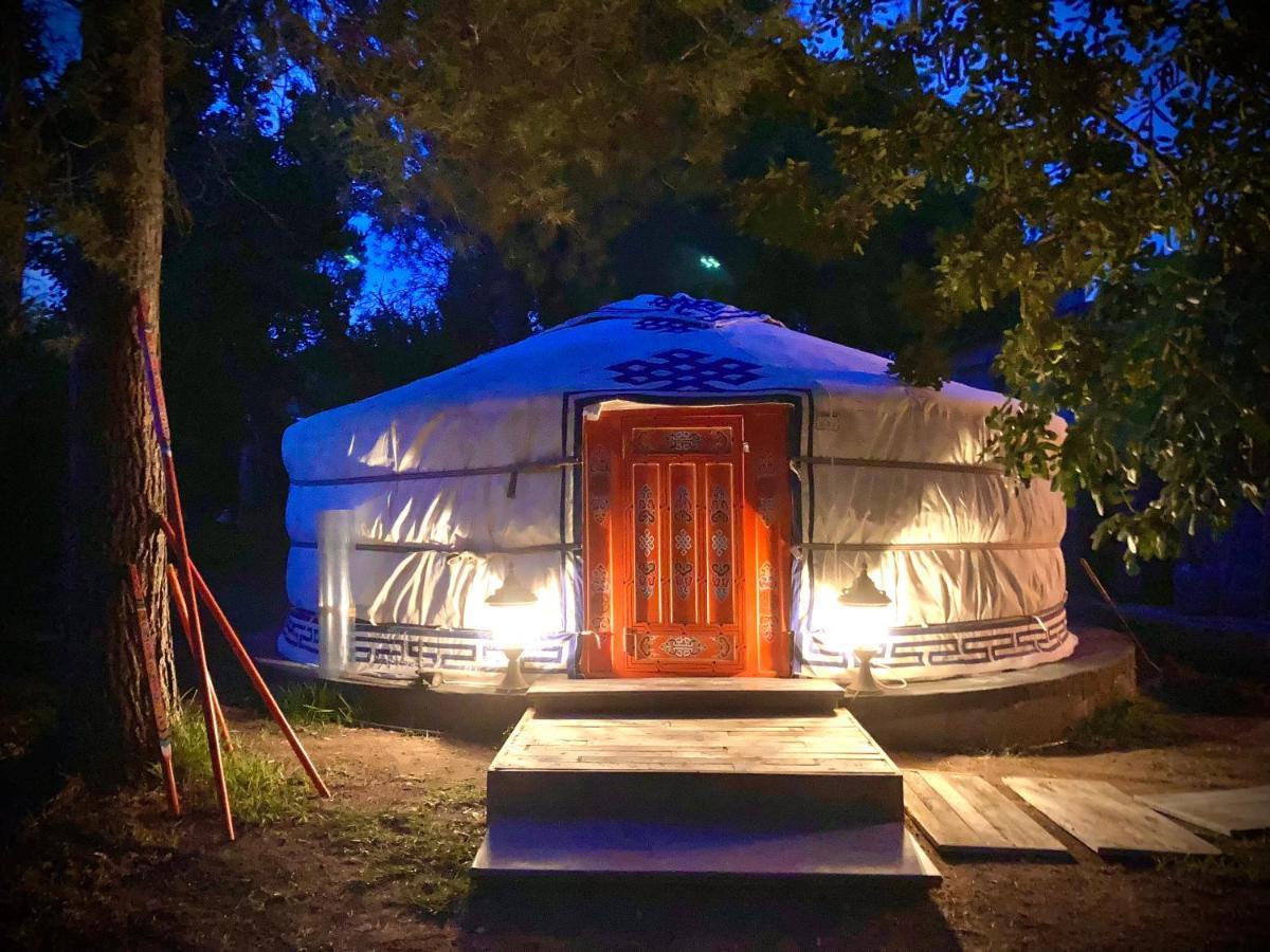 Hotel Yurta Arco Iris à Riba-roja de Túria Extérieur photo
